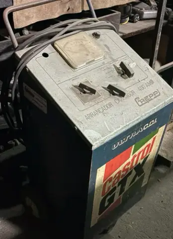 Cargador / arrancador de baterías 400 A