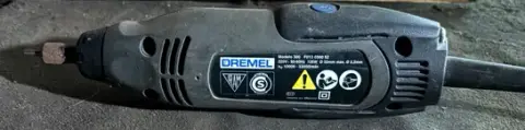 Tornito eléctrico Dremel 300